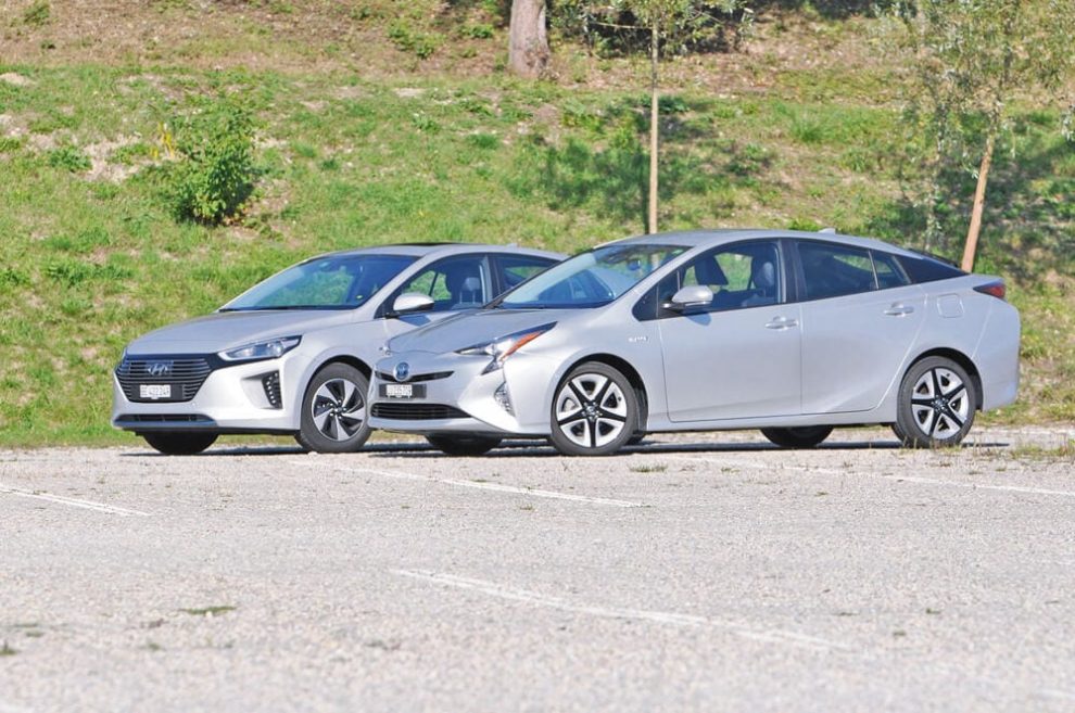 Comparaison des hybrides Toyota Prius Hyundai Ioniq AutoSprintCH