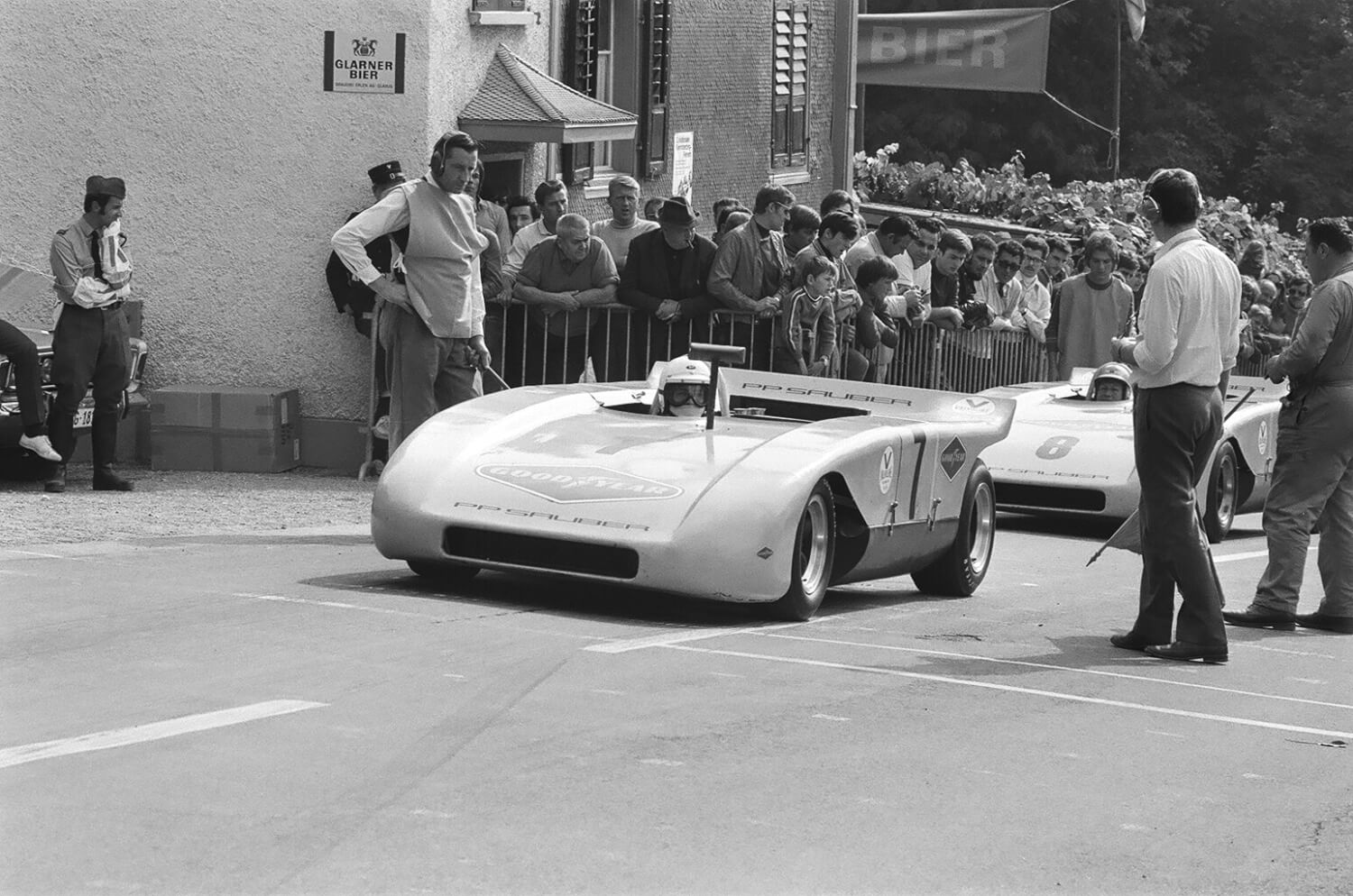 Peter Sauber inizia la gara del Kerenzerberg del 1970 con la sua Sauber C1.