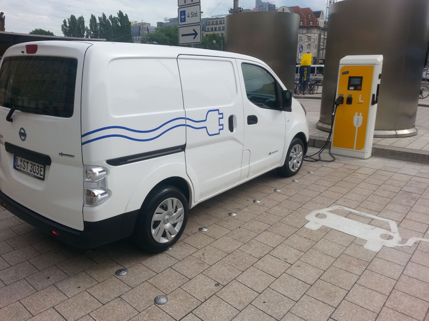 Nissan e-NV200