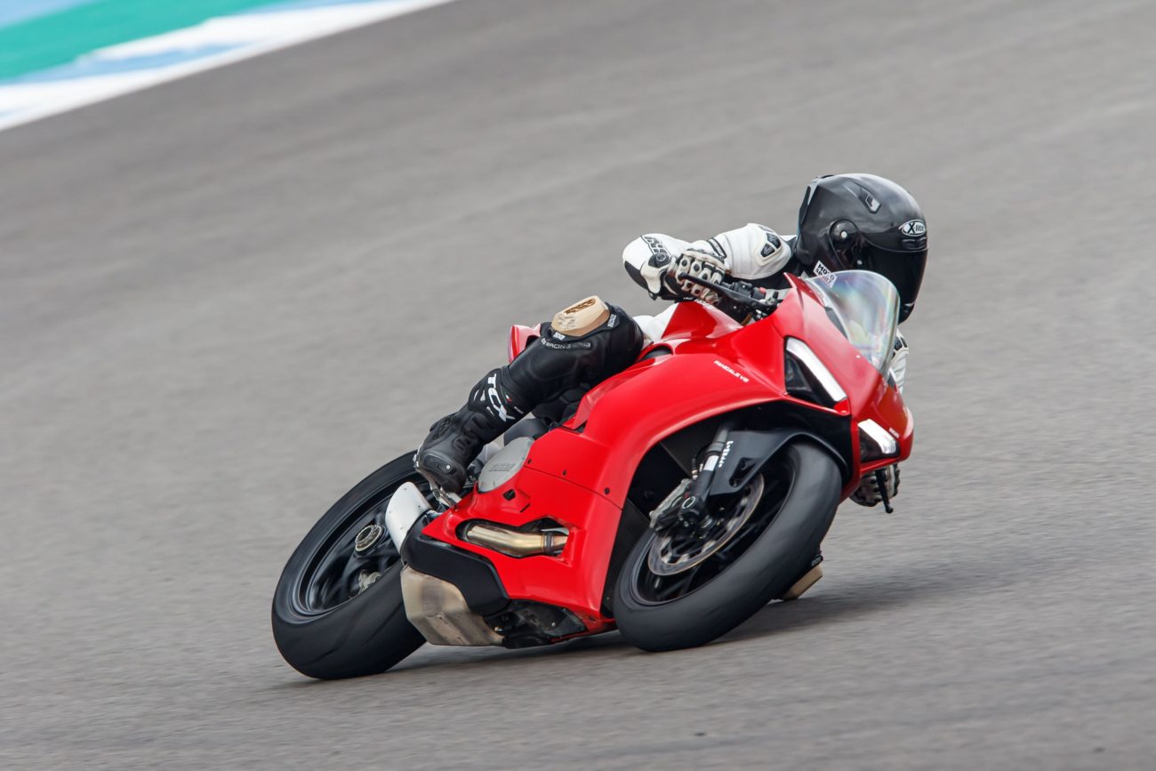 Panigale V2