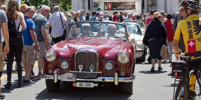 Vintage car in Obwalden