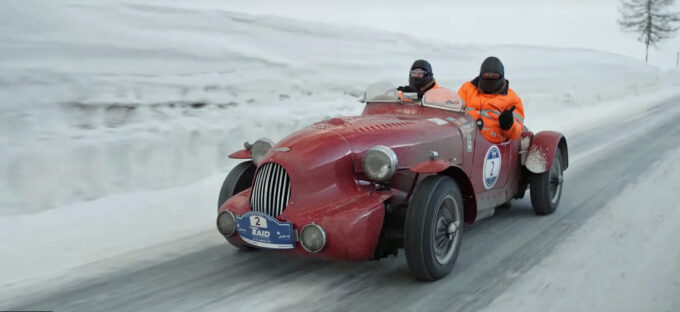 Rallye de voitures anciennes