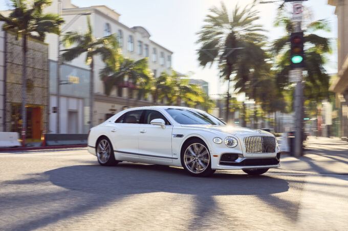 Bentley Flying Spur Hybrid