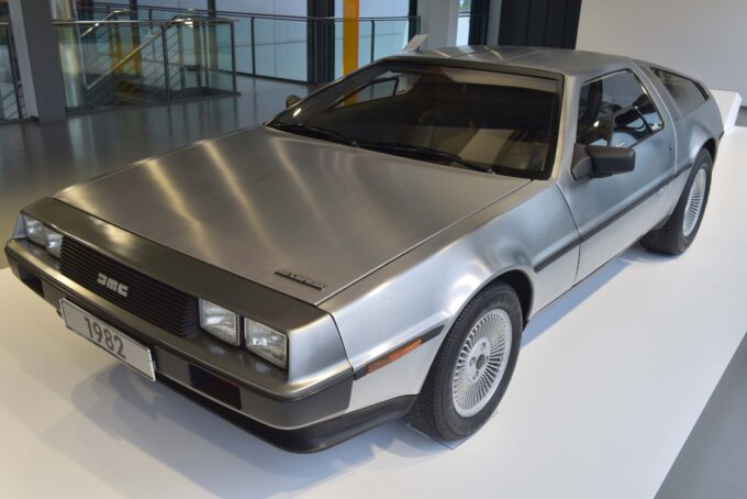 DeLorean Alpha V