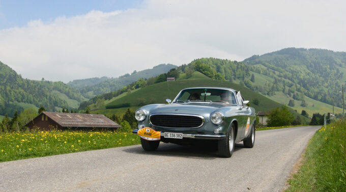 Rallye de voitures anciennes du RAID