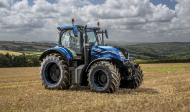 Liquid gas tractor