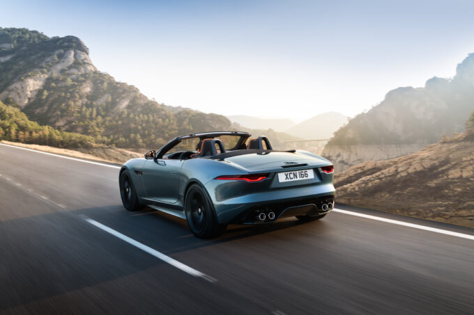 Jaguar F-Type 75