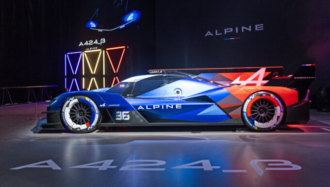 Alpine A424