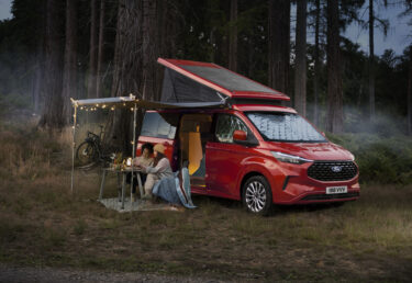 Caravan Salon Ford Nugget