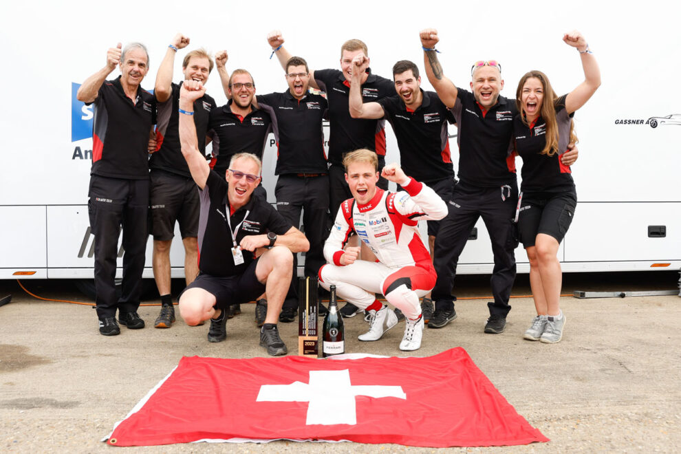 Porsche Carrera Cup Fach Auto Tech