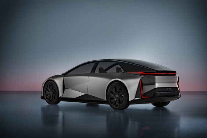 Etude conceptuelle Lexus LF-ZC