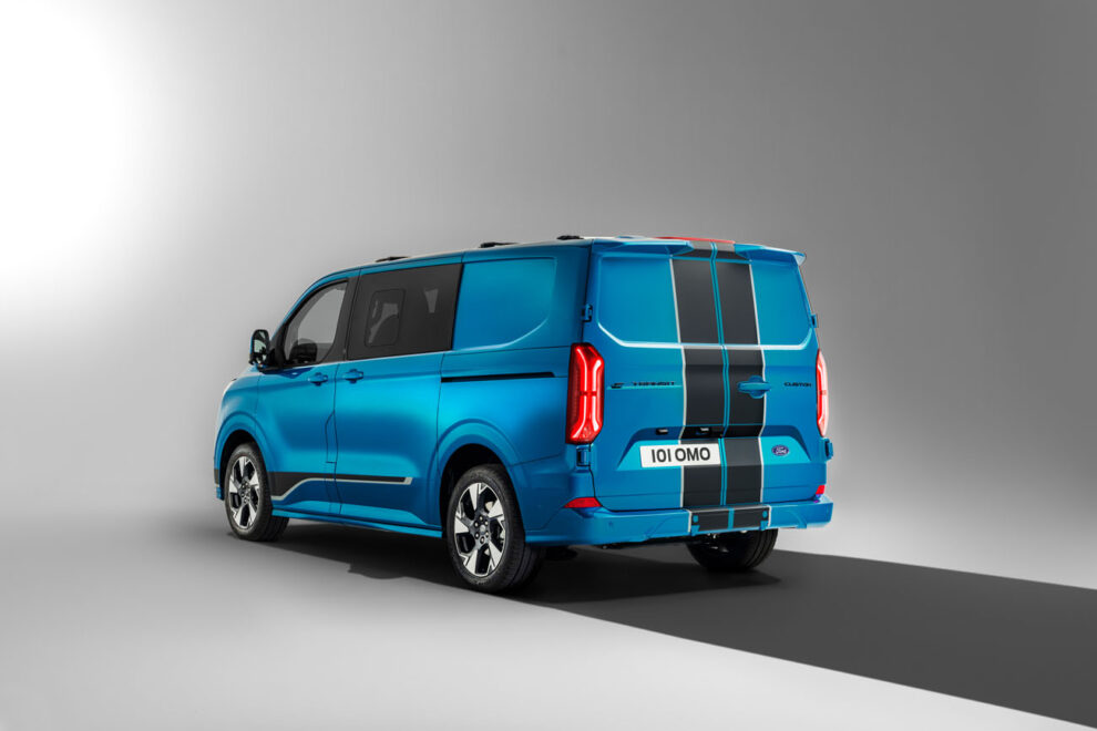 Ford L'E-Transit Custom mostra il futuro