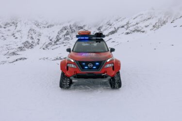 Nissan X-Trail Mountain Rescue