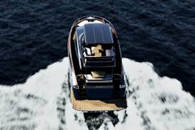 Luxury motor yacht LY 680