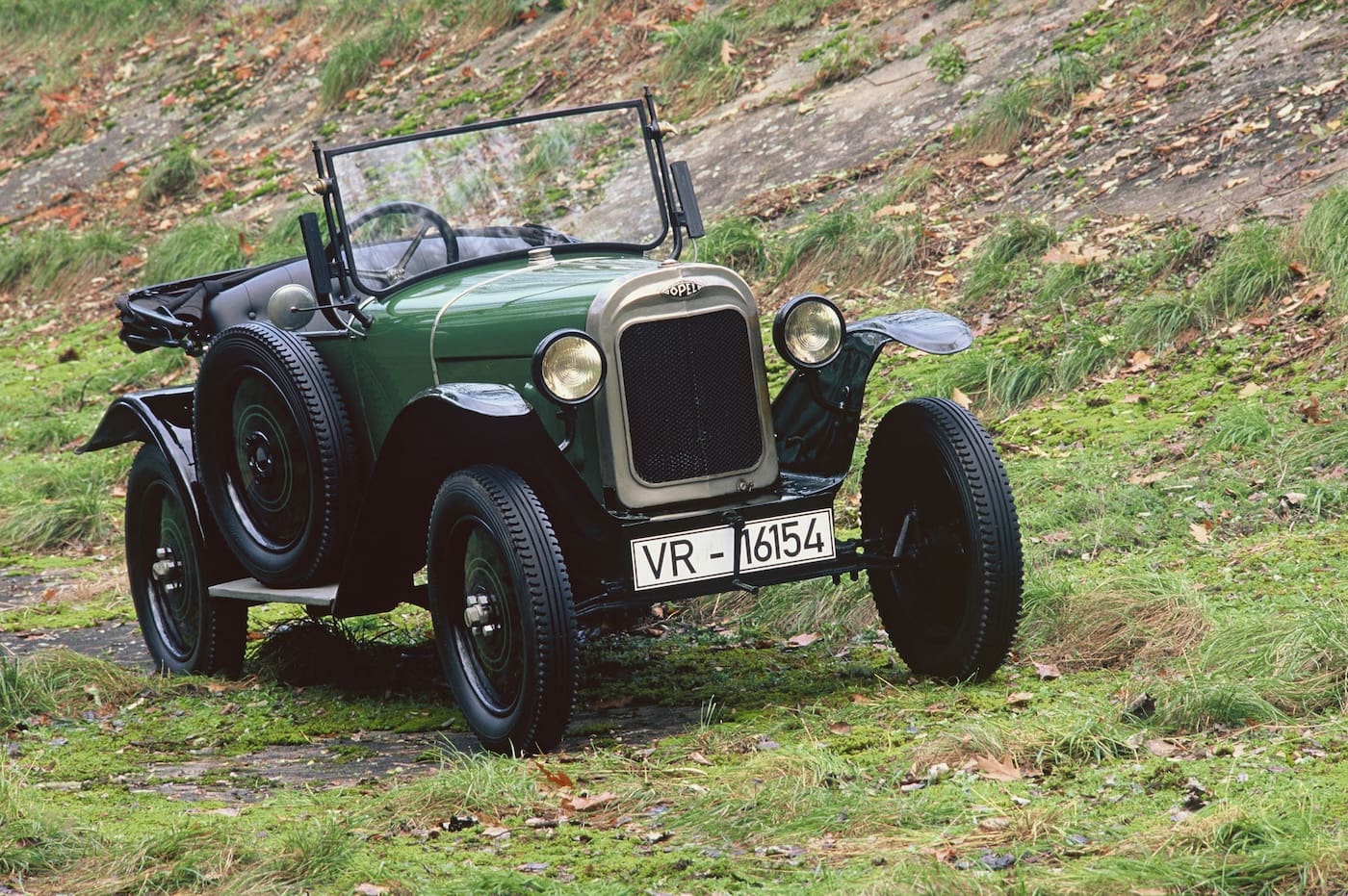 Opel historische und moderne Kleinwagen